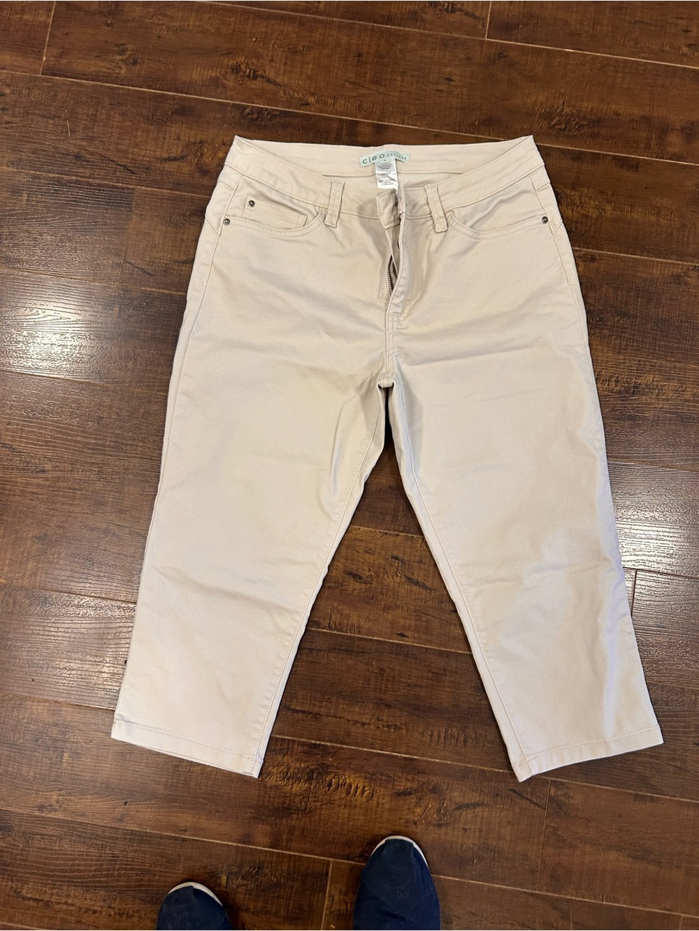 Cleo petite crop